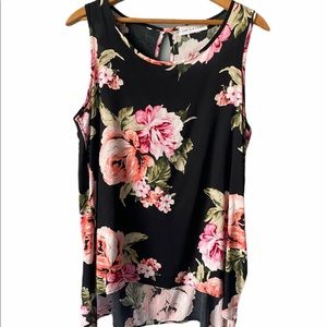 Chris & Carol black floral top small